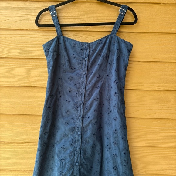 Cinq a Sept Alix Eyelet Dress in Lapis Size 6 - Picture 6 of 11